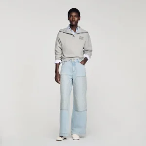 Blekta raka jeans med kristallpatch