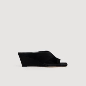 Sandaler med kilklack i mocka